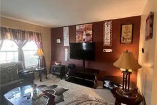 626 Bentley Ln, Burlington, NC 27217 - Photo 9