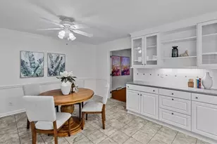 1017 Bridgewater Dr, Greensboro, NC 27410 - Photo 15