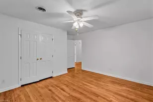 1017 Bridgewater Dr, Greensboro, NC 27410 - Photo 29