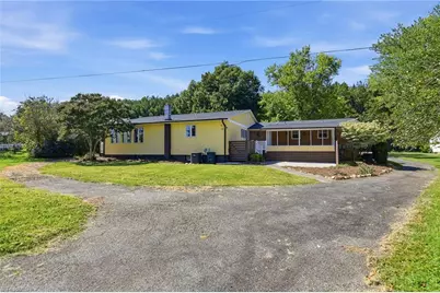 1728 Old Stage Road, Yadkinville, NC 27055 - Photo 31