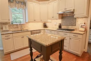2311 Baytree Dr, Greensboro, NC 27455 - Photo 21