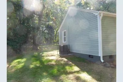 144 Edgewood Circle, Winston-Salem, NC 27127 - Photo 19