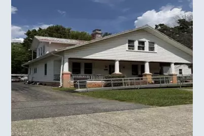 648 Lindsey Street, Reidsville, NC 27320 - Photo 1