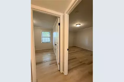 142 Weatherwood Court #B, Winston-Salem, NC 27103 - Photo 13