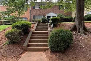2811 Bleeker Sq, Winston-Salem, NC 27106 - Photo 3