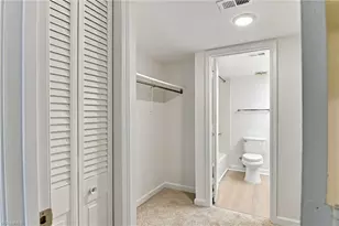 1510 Benjamin Pkwy, Greensboro, NC 27408 - Photo 25