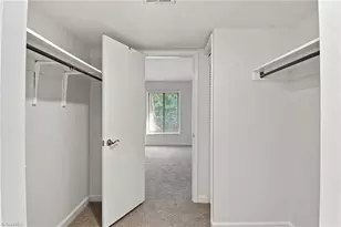1510 Benjamin Pkwy, Greensboro, NC 27408 - Photo 27