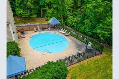 1510 Benjamin Parkway #E, Greensboro, NC 27408 - Photo 29