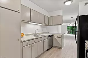 1510 Benjamin Pkwy, Greensboro, NC 27408 - Photo 15