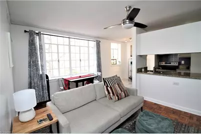 1700 B7 Elm Street, Greensboro, NC 27408 - Photo 11