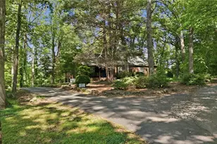 5275 Reynolda Rd, Winston-Salem, NC 27106 - Photo 3