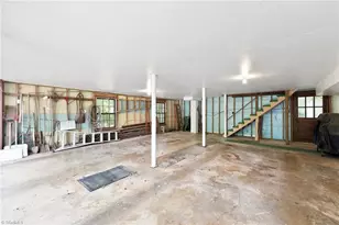5275 Reynolda Rd, Winston-Salem, NC 27106 - Photo 41