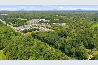 5275 Reynolda Road, Winston-Salem, NC 27106 - Photo 7