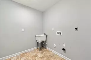 1111 Irving St, Winston-Salem, NC 27103 - Photo 47