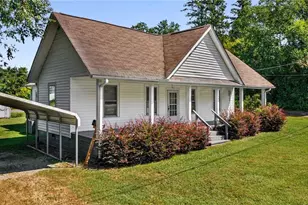 130 Loop St, Mocksville, NC 27028 - Photo 7