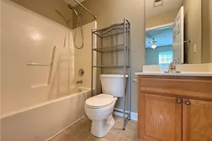 1860 Crest Hollow Dr, Winston-Salem, NC 27127 - Photo 9