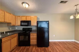 1860 Crest Hollow Dr, Winston-Salem, NC 27127 - Photo 3