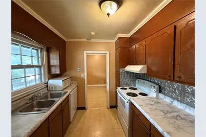 2958 Ramsgate Court, Winston-Salem, NC 27106 - Photo 5