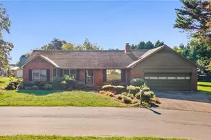 175 Circle Dr, Mocksville, NC 27028 - Photo 3