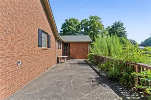 175 Circle Dr, Mocksville, NC 27028 - Photo 29