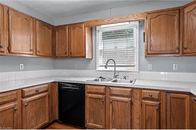 2513 Newington Court, Clemmons, NC 27012 - Photo 13