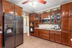 4486 Greystone Pl Ct, Winston-Salem, NC 27106 - Photo 13