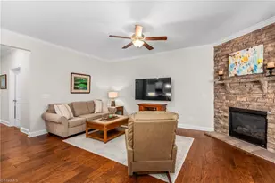 3707 Wheat St, High Point, NC 27265 - Photo 9