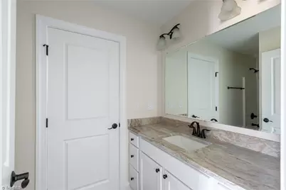 1064 S Sunset Drive, Winston-Salem, NC 27103 - Photo 7