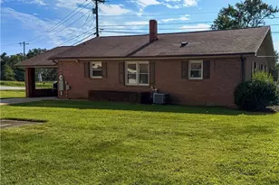3028 Sparta Rd, North Wilkesboro, NC 28659 - Photo 27