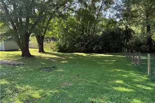 111 Arbor St, Boonville, NC 27011 - Photo 17