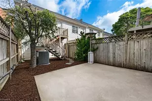 205 Southside Square, Greensboro, NC 27406 - Photo 33