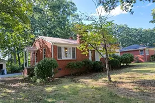 16 Vivian St, Thomasville, NC 27360 - Photo 3