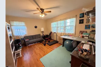 16 Vivian Street, Thomasville, NC 27360 - Photo 21