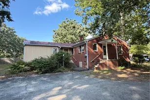 16 Vivian St, Thomasville, NC 27360 - Photo 7