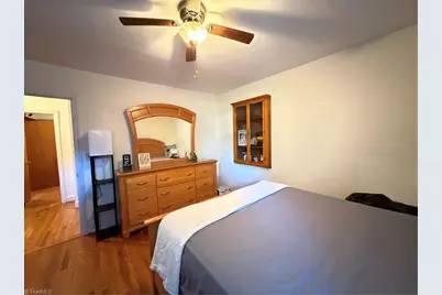 16 Vivian Street, Thomasville, NC 27360 - Photo 25