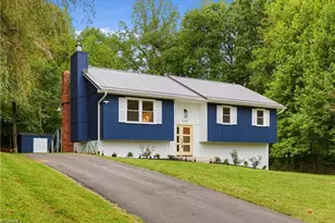 124 Oak Ridge Dr, Mount Airy, NC 27030 - Photo 3