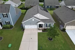 179 Willow Valley Dr, Mooresville, NC 28115 - Photo 1