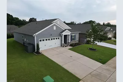 179 Willow Valley Drive, Mooresville, NC 28115 - Photo 3