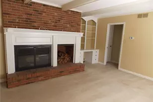 4915 Warfield Dr, Greensboro, NC 27406 - Photo 11