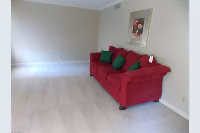 4915 Warfield Drive, Greensboro, NC 27406 - Photo 9