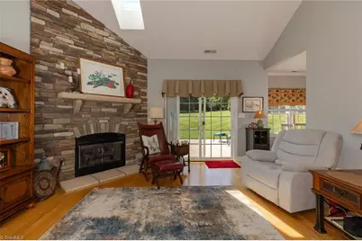 196 Freemont Drive, Thomasville, NC 27360 - Photo 11