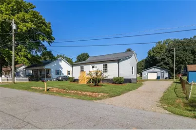 1702 Walford Street, Lexington, NC 27292 - Photo 3
