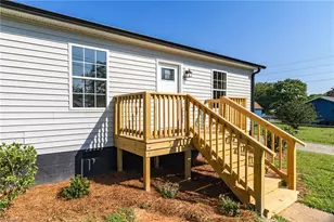 1702 Walford St, Lexington, NC 27292 - Photo 1