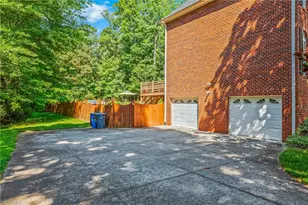 604 Doe Run Dr, Kernersville, NC 27284 - Photo 33