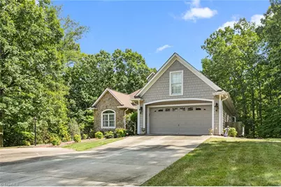 408 Deer Path, Eden, NC 27288 - Photo 3