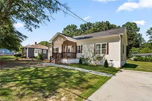 920 Fairway Ave, Thomasville, NC 27360 - Photo 3