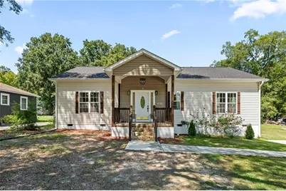 920 Fairway Avenue, Thomasville, NC 27360 - Photo 1