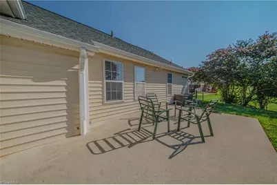 5550 Woodspring Drive, Winston-Salem, NC 27106 - Photo 29