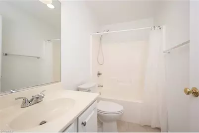 3939 Creekside Court #3939, Winston-Salem, NC 27127 - Photo 11