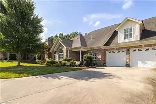 1441 Cawdor Ln, Kernersville, NC 27284 - Photo 3